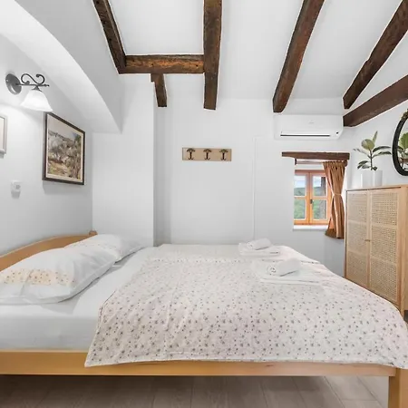Adorable San Rocco 2 Apartman Pićan